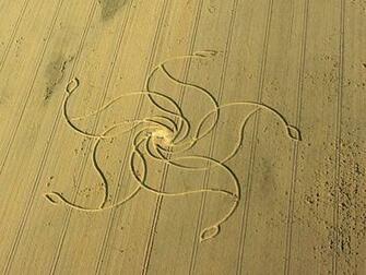 HDwallpaperdesktop Nature Crop Circle Image Image15 Htm