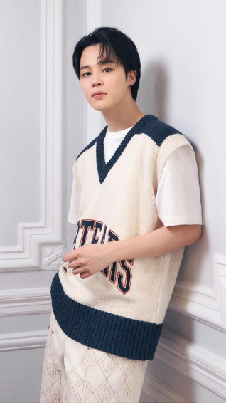 Bts S Jimin Dons Charming Dior Knitwear In New Pictorial Image
