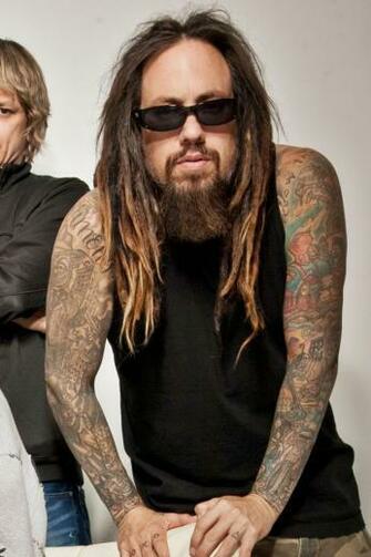 Tattoo Dreadlocks Beard Band Wallpaper Background iPhone 4s
