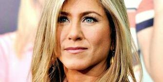 Jennifer Aniston Writes A Disturbing Viral Message