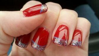 Red Christmas Nail Art