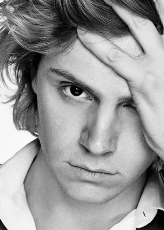 Evan Peters Background
