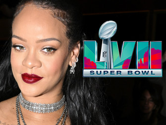 Rihanna To Headline Super Bowl Halftime Show