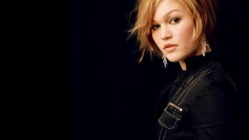 Julia Stiles Image 1080p Laptop Full HD Wallpaper
