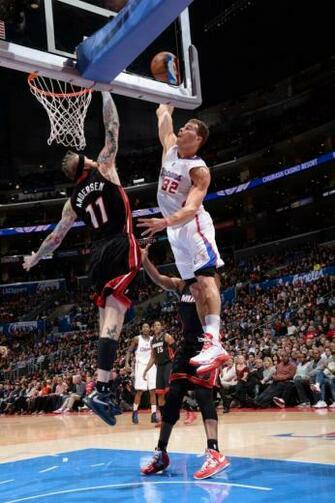Paul George Dunk On Chris Anderson Wallpaper Expected In