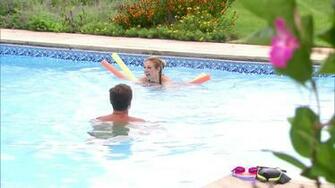 Watch Ramona Singer Is Great At Flirting But Not Floating The