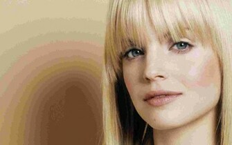 Mena Suvari Wallpaper Celebrities Girls