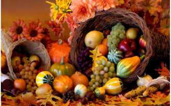 Celebrating Thanksgiving With A Festive Table Wallpaper