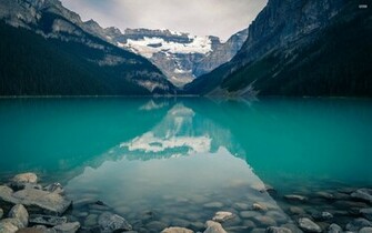 Top Lake Louise Wallpaper Photo