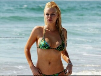Sophie Monk Wallpaper Add To