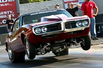 Drag Racing Cars Wheelie In Car