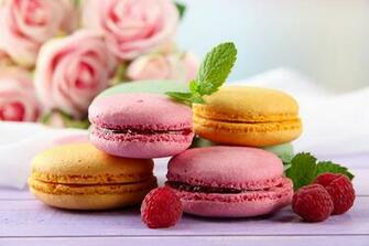 Desktop Wallpaper French Macarons Raspberry Food Closeup