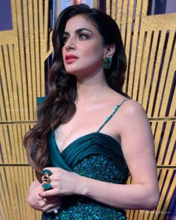 Shraddha Arya HD Wallpaper Desktop Background Android