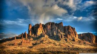 Desert Mountain Wallpaper