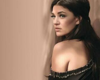 Hottest Woman Jessica Szohr Complications