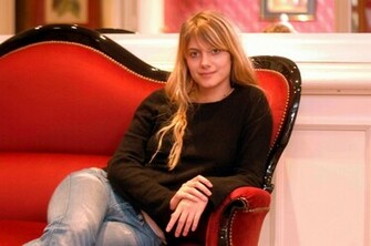 Melanie Laurent Wallpaper Pictures