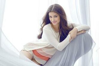 Liza Soberano Hot Sizzling HD Wallpaper Photo Gallery