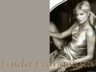 Linda Evangelista Wallpaper