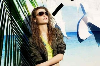 Eva Wyrwal News Photos Biography Videos And Wallpaper