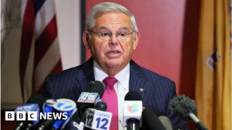 Senator Robert Menendez Faces Pressure From Fellow Democrats To Resign Wallpaper