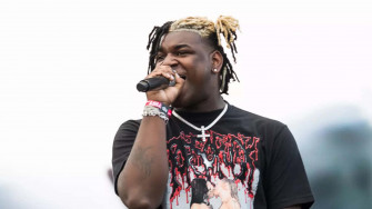 Rapper Performingat Concert Wallpaper
