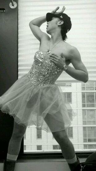 Johnny Weir Image Whoa Looks Amazing Outfit Body