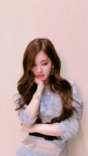 Park Chaeyoung Lockscreen