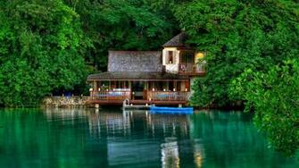 From The Masthead Lake Houses Tropical House On Dark