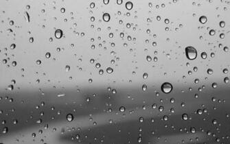 Description Summer Cool Rain Drops And Water On Your Android