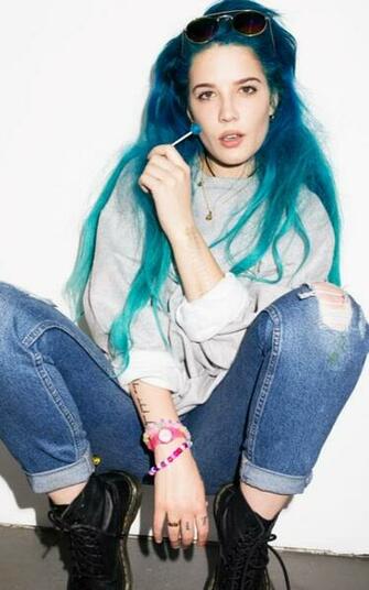 Halsey Wallpaper