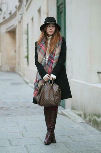 Wallpaper Zara Plaid Scarf Black