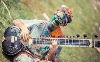 Festival Of Colors Spanish Folk Music Sitar HD Wallpaper