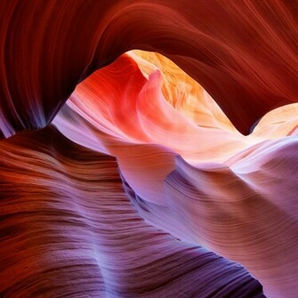 Red Swirl iPad Wallpaper
