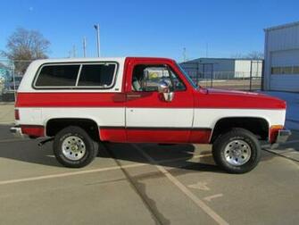 Chevrolet Blazer Suv Truck Wallpaper Background