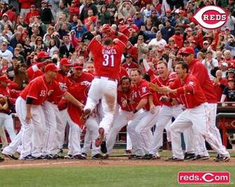 Desktop Wallpaper Cincinnati Reds
