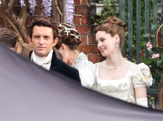 See Bridgerton S New Francesca On Set For The First Time E Online