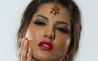 Sunny Leone Adult Women Actress Models Brunettes Sexy