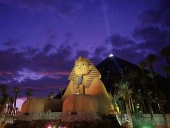 Las Vegas Nevada Casino Dusk Hotels Luxor Wallpaper Allwallpaper
