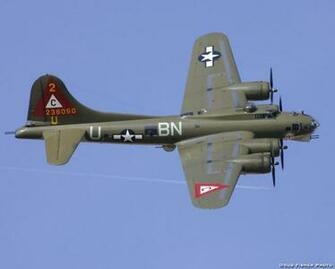 B17 La Forteresse Volante Thunder Bird Wallpaper
