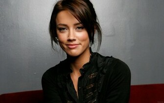 Amber Heard Wallpaper