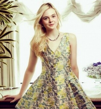 Unique HD Wallpaper 4u Elle Fanning Beautiful