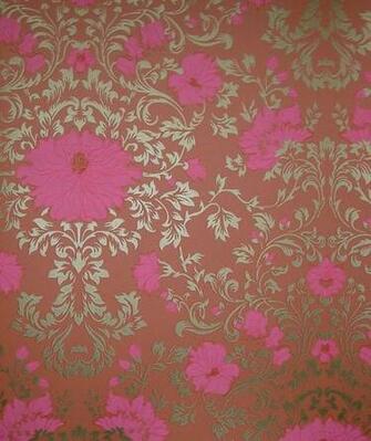 Wallpaper Leaf Scroll Design In Gold On Terracotta With Fuschia