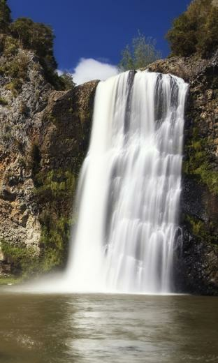 Small Waterfall HD Live Wallpaper For Android