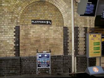 Harry Potter Hogwarts Express Kings Cross Trains Computer Desktop