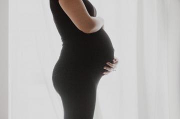 Pregnant Women Wallpaper Teahub Io