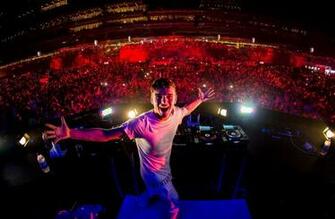 Martin Garrix Wallpaper Background