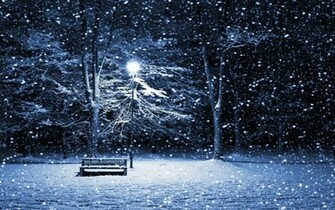 Snow Park Bench HD Dekstop Wallpaper