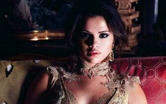 Selena Gomez HD Wallpaper