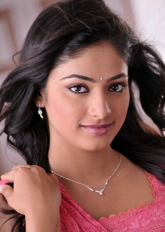 Wallpaper Haripriya Actress Photos Hari Priya Hot