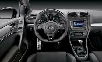 Volkswagen Golf R Interior